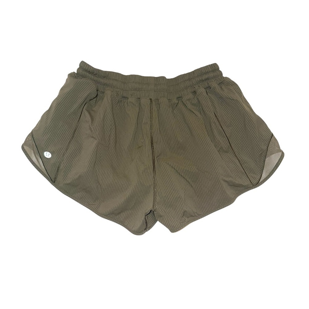 Lululemon Hotty Hot 2.5” Inseam Short Sz 10 Olive Green Orig $58 - Picture 4 of 8